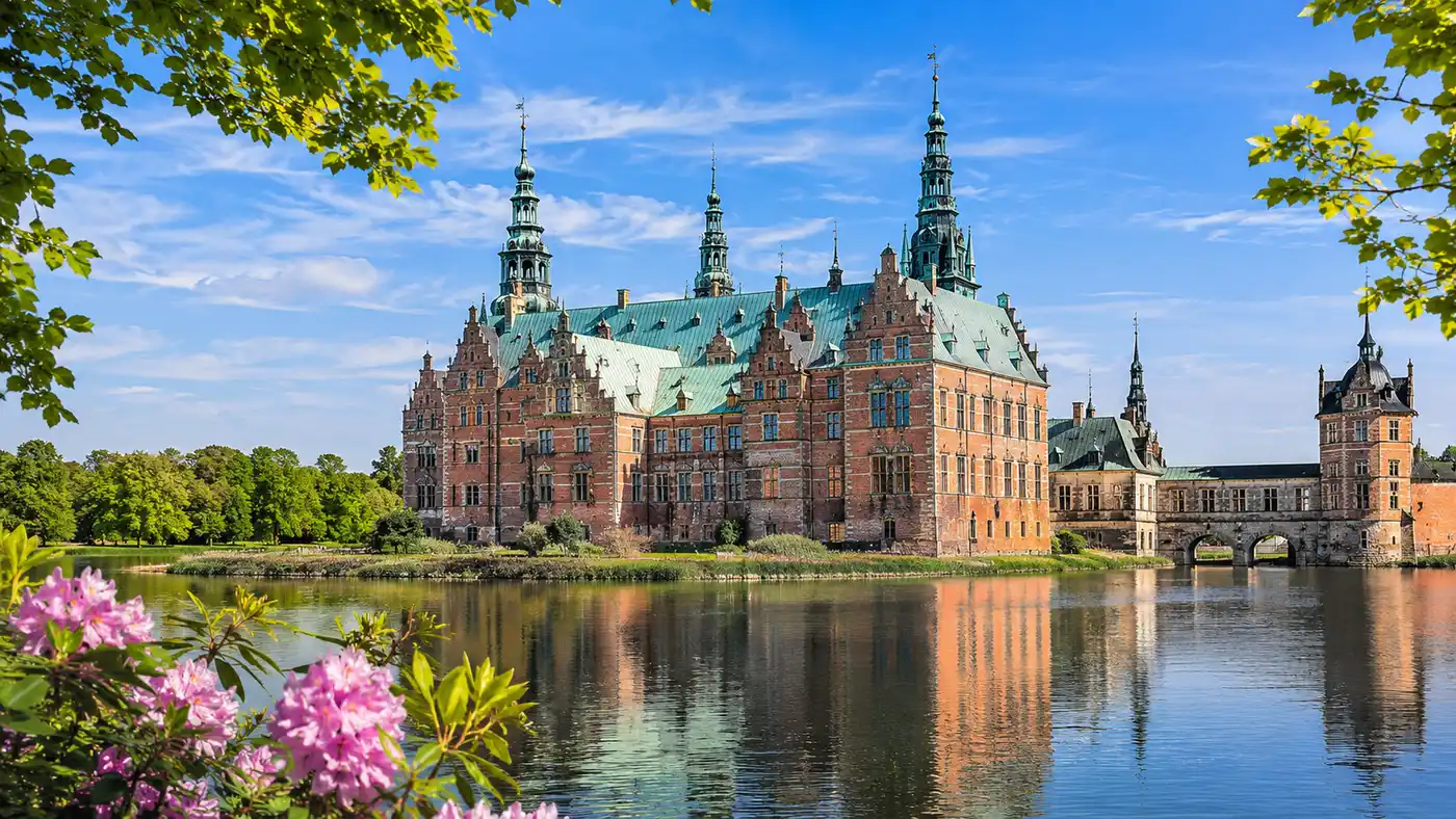 Inside Frederiksborg Castle: Museum, Chapel and Art