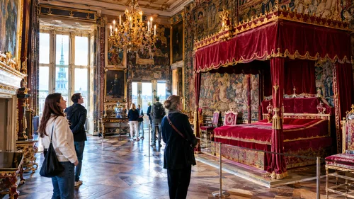 Tour the Staterooms
